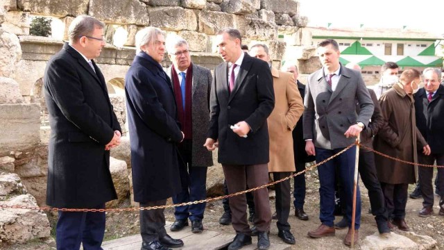 Bakan Yardımcısı Demircan: “Tarihi Roma Hamamı çevre düzenlemesi yapılarak ziyarete açılacak”