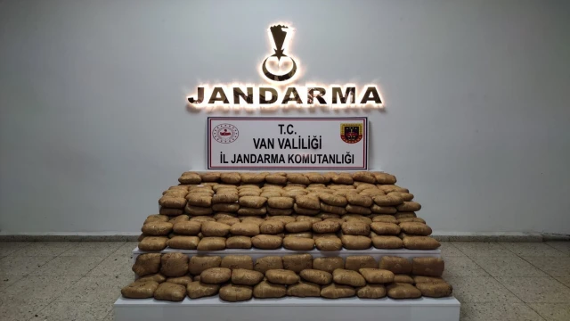 Başkale’de 200 kilo esrar ele geçirildi