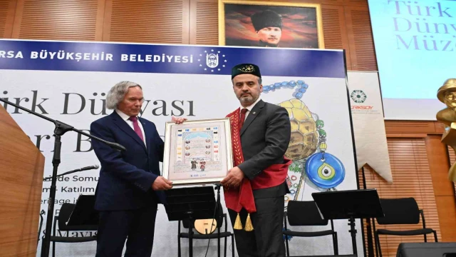 Başkan Aktaş’a fahri profesörlük
