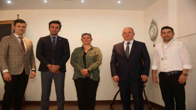 Başkan Çerçioğlu Kızılay heyetini ağırladı