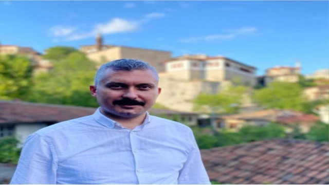 Başkan Sarı, gıda zehirlenmesi üzerinden Safranbolu Belediyesi’ne yüklendi