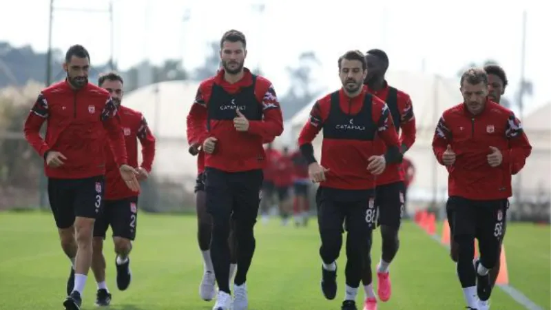 Sivasspor Antalya kampında çalışmalarını sürdürdü