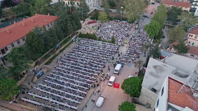Bilecik’te 7 bin 500 kişi aynı iftar sofrasında buluştu