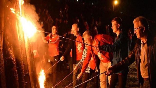 Binler bağımsızlık yürüyüşünde buluştu!