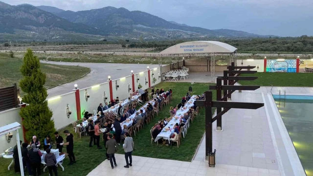 Buharkent’te yetim çocuklar unutulmadı