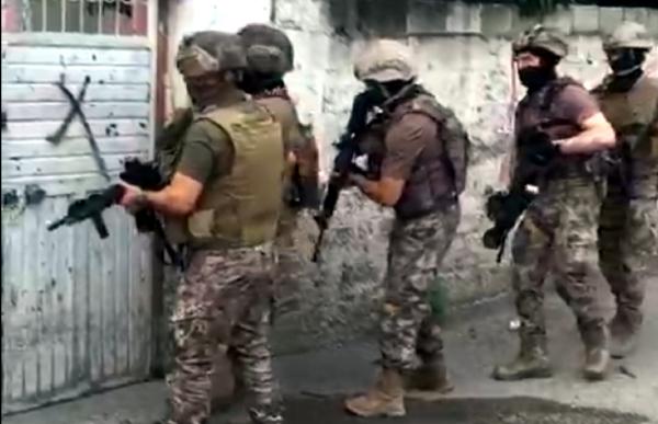 Osmaniye’de özel harekat destekli 'hırsızlık' operasyonunda 6 tutuklama