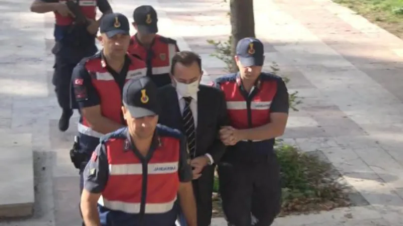 Bilecik'te rüşvetten tutuklanan Erdağı, adli kontrolle serbest