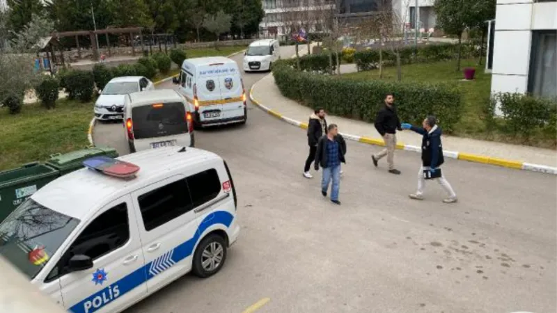 Tabanca ile oğlunu vurarak yaralayan anne, adli kontrolle serbest