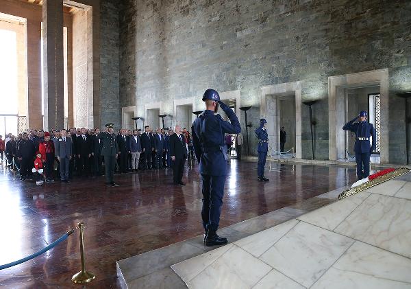 Gençlerbirliği yönetimi Anıtkabir'i ziyaret etti