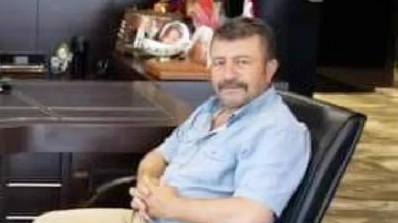 Müzenin çatısından düşen oluk ustası öldü