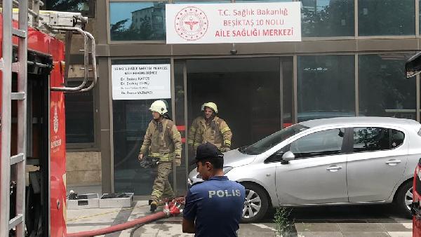 Beşiktaş'ta hastane ek binasında yangın