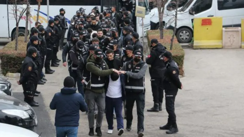 Eskişehir’de 'Silindir Operasyonu'na 13 tutuklama