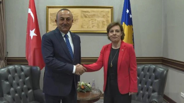 Çavuşoğlu, Kosova Dışişleri Bakanı Gervalla-Schwarz ile görüştü