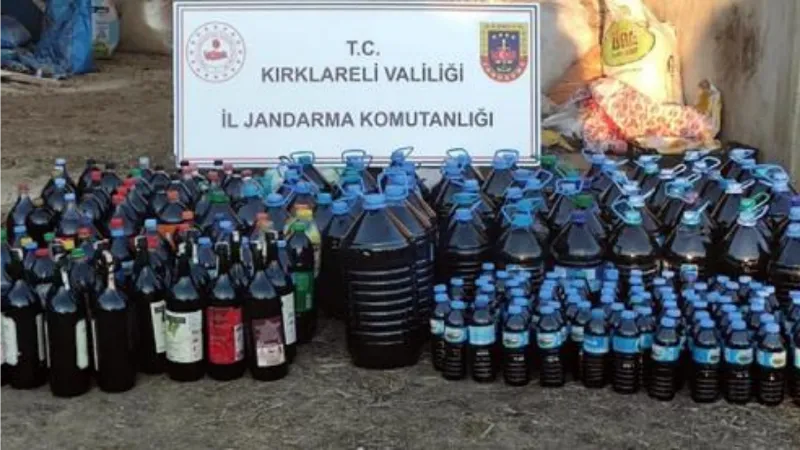 Kırklareli'nde yılbaşı öncesi 5 bin 745 litre sahte içki ele geçirildi