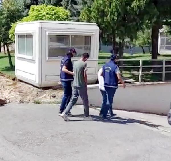 Baz istasyonlarından hırsızlık yapan 2 şüpheli tutuklandı