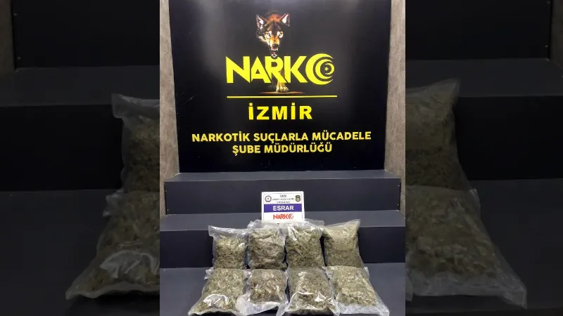 İzmir'de 4 kilo esrar ele geçirildi, 2 tutuklama