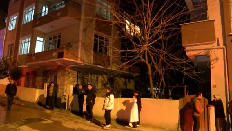 Pendik'te ailesiyle tartışıp evi ateşe verdi