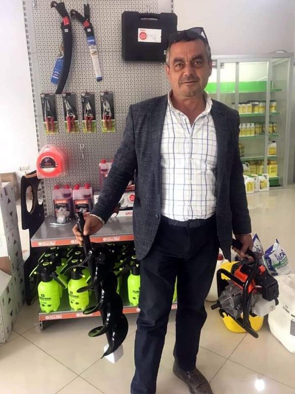 Üzüm kaldırma makinesine düşen çiftçi öldü