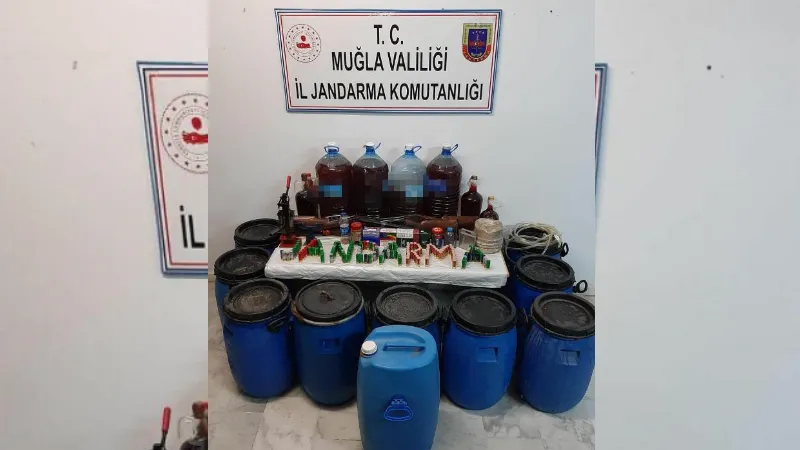 Muğla'da 700 litre sahte içki ele geçirildi