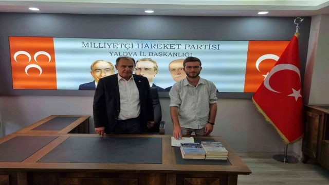 CHP Yalova İl Başkan Yardımcılığı’ndan istifa edip MHP’ye katıldı