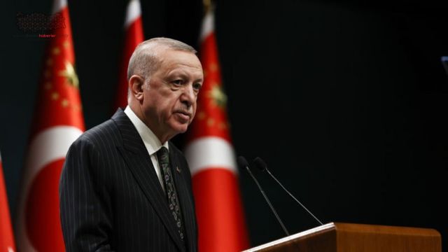 Cumhurbaşkanlığı Kabinesi, Cumhurbaşkanı Recep Tayyip Erdoğan başkanlığında Beştepe'de başladı.