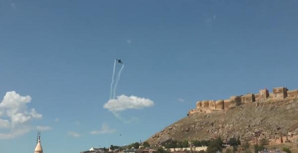 SoloTürk, Bayburt'ta gösteri uçuşu yaptı