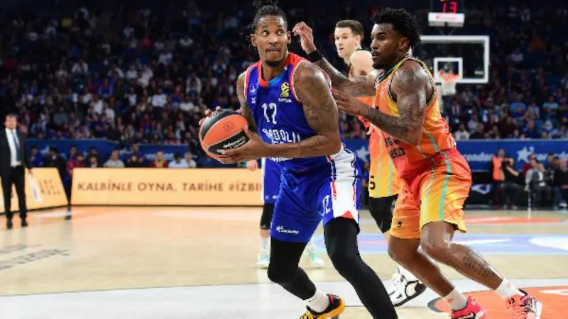 Anadolu Efes - Valencia: 91-92