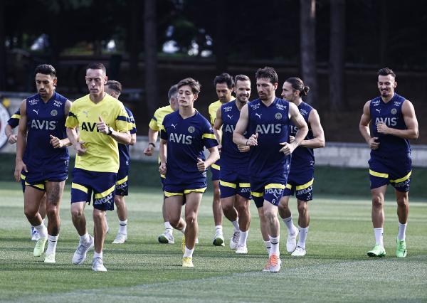 Fenerbahçe'de Austria Wien maçının hazırlıkları başladı