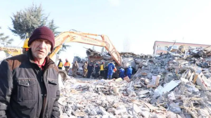 İlk depremden kurtulan emekli öğretmen ile kızı, ikinci depremde enkaz altında kaldı
