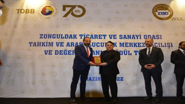 Değer katanlar töreninde ZBEÜ’ye ödül