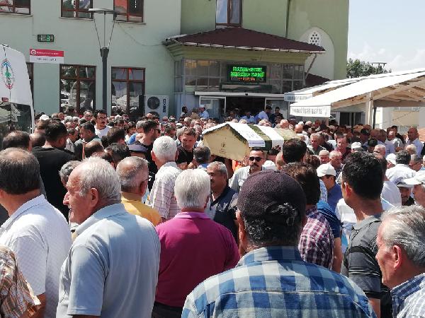 Milli futbolcu Ozan Tufan'ın amcası hayatını kaybetti