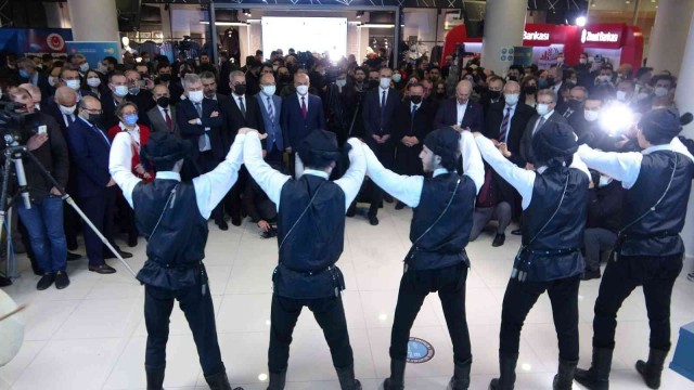 Doğu Karadeniz Kariyer Fuarına yoğun ilgi