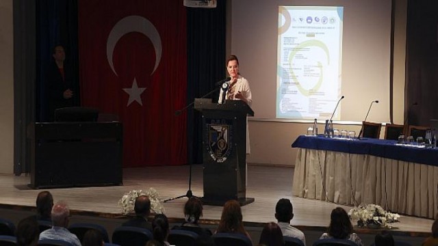Dokuz Eylül, kadın ve sanatı konuştu