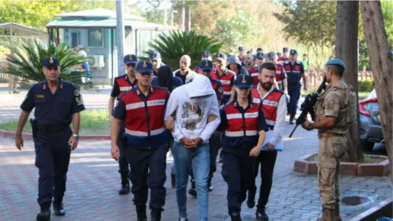 Antalya'da 'Kemer narko' operasyonu: 10 gözaltı