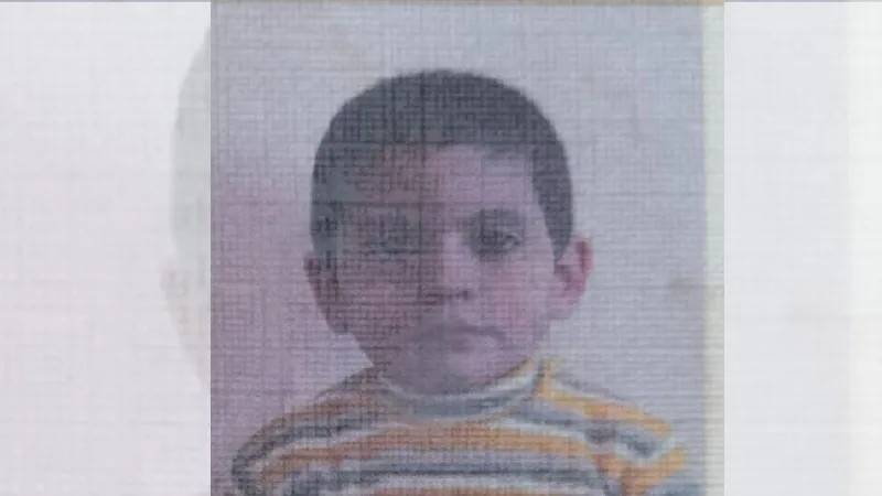 Arnavutköy'de sokakta oynarken aracın altında kalan 6 yaşındaki çocuk öldü