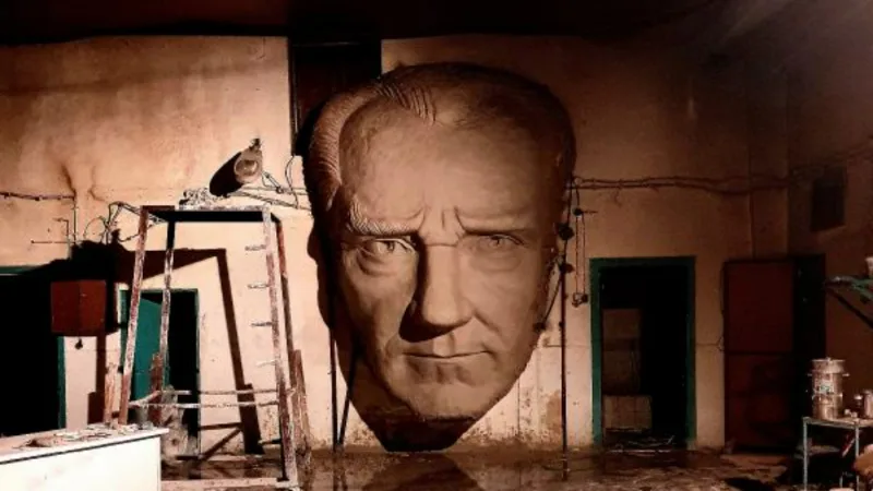 Malatya'da 4,5 metrelik Atatürk maskı yapılıyor