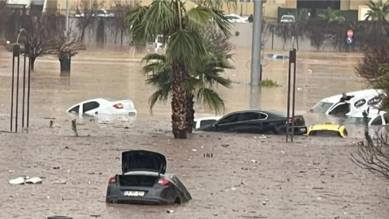 Şanlıurfa'da sel felaketi: Suya kapılan 6 kişi aranıyor