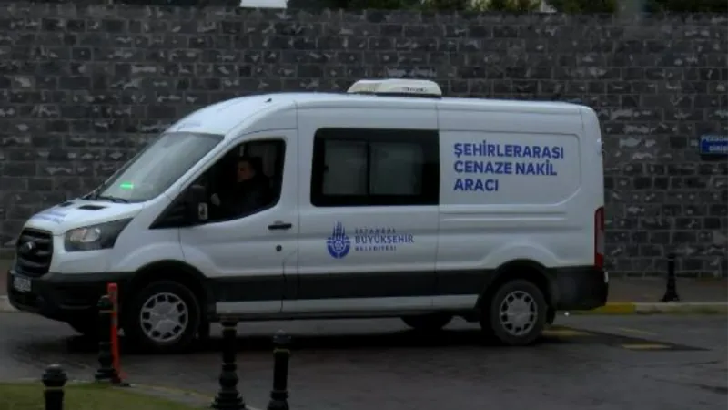 Sancaktepe'de ölü bulunan 3 çocuk ve babalarının cenazeleri Adli Tıp'tan alındı