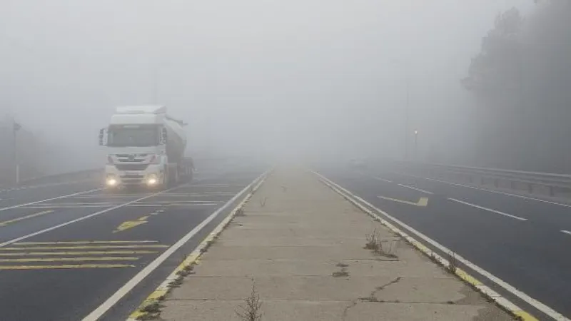 Bolu Dağı'nda sis etkili oldu