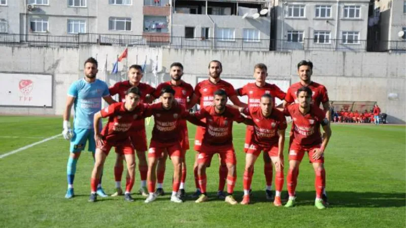 Somaspor yarışı bırakmıyor