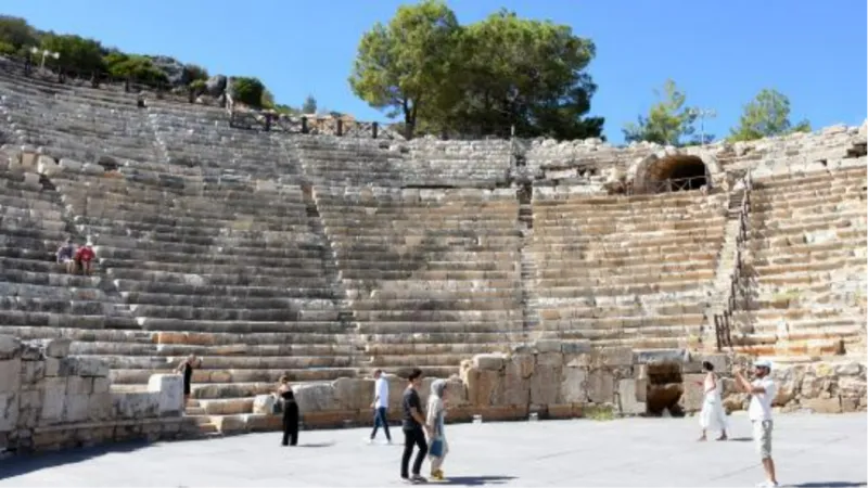 Patara Antik Kenti'nde ziyaretçi rekoru