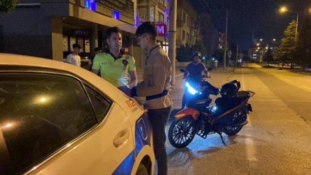 Ehliyetsiz sürücü: Amcam da polis, ne olur ceza yazmayın
