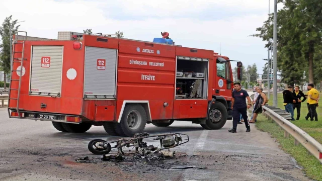 Emanet verdiği motosikletinden geriye yakıt deposunun kapağı kaldı