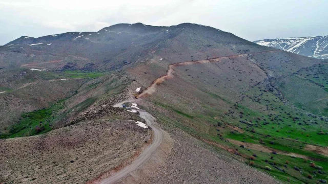 Erciş’te yarım asırdır ekilemeyen araziler ekilme başlandı