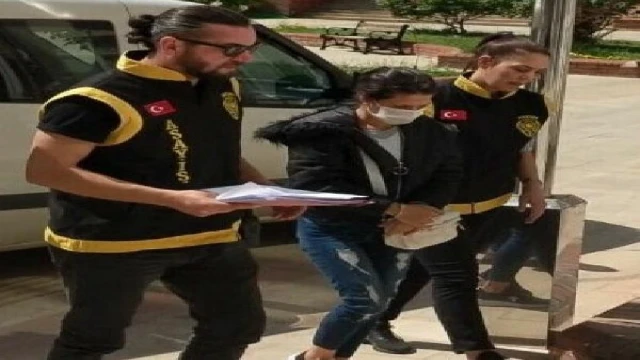 Eşini öldüren Emel: Yardım istememem için KADES uygulaması yüklü telefonumu aldı