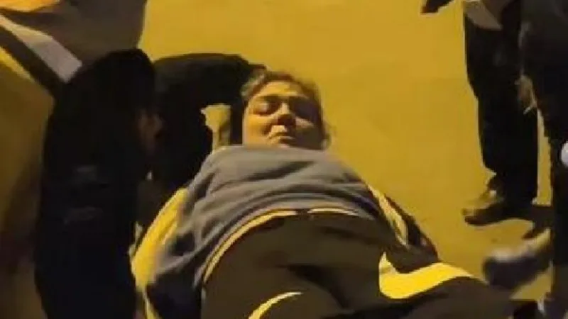 Evrim, sokakta tartıştığı kişilerce bacağından vuruldu
