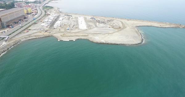 İyidere Lojistik Liman Projesi'nde deniz dolgusunun yüzde 30’u tamam