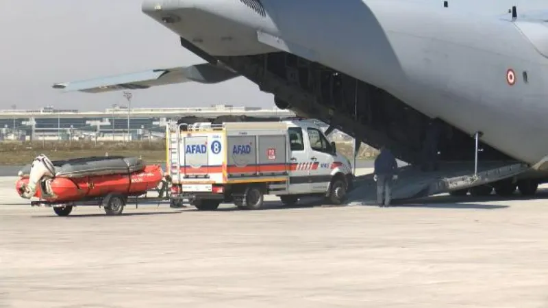 Selin vurduğu deprem bölgesine askeri uçakla yardım gönderildi