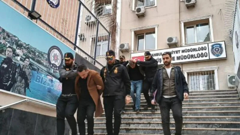 Arnavutköy'de 2 milyon liralık gaspın şüphelileri yakalandı