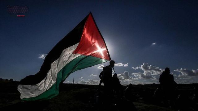 Filistin, İsrail'in Bölgedeki Son Hamlelerini Endişeyle Takip Ediyor